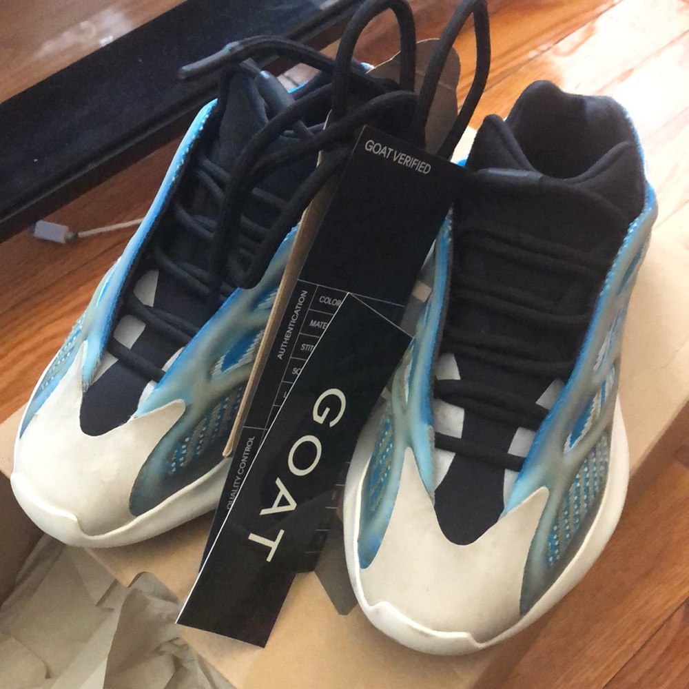 Yezzy 700